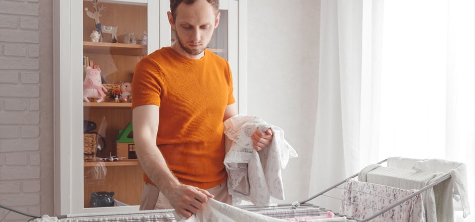Aprenda 6 formas de como secar roupa em apartamento